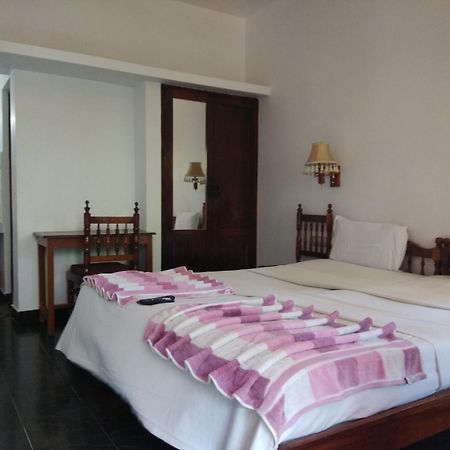 Beach Florra Inn Kovalam Ngoại thất bức ảnh